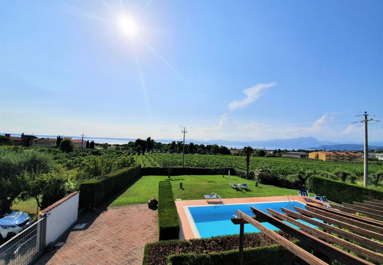 Apartment in Lazise - Regarda - Apartment Blanco with lake view & swimming pool