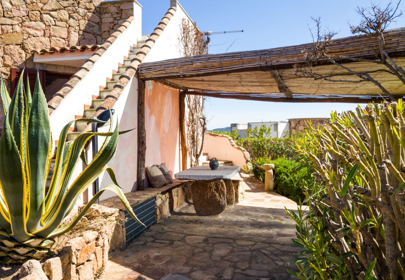 Villa Majra - elegant luxury villa with private pool, perfect for your stay in Sardinia