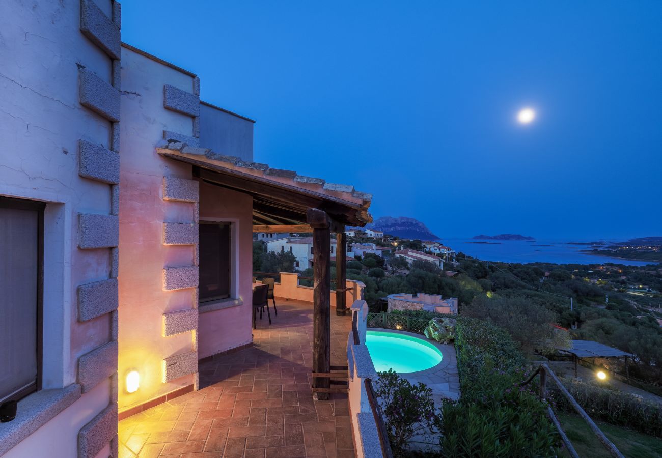 Villa Majra - private pool with view of Tavolara island, villa with pool in Sardinia