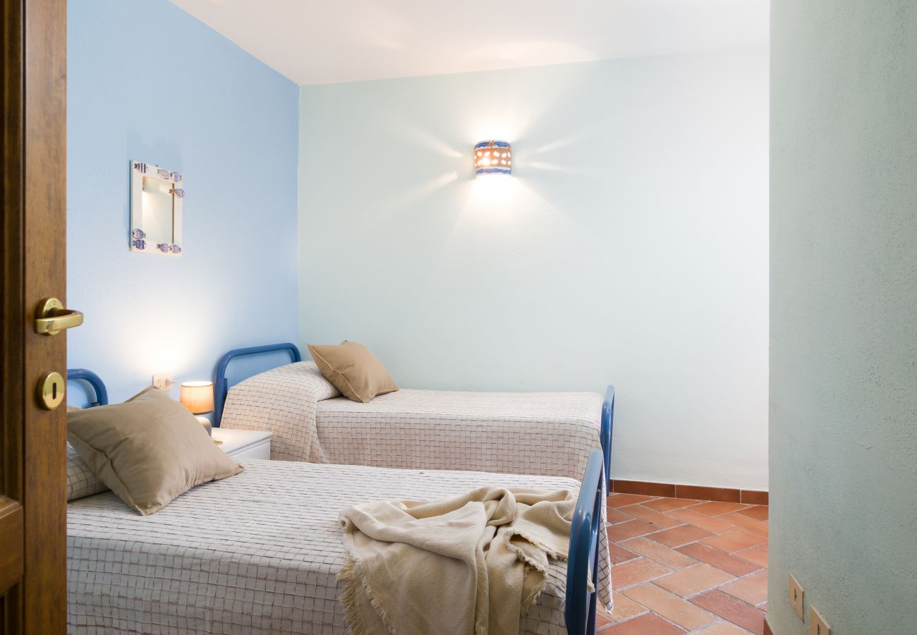 Villa Majra - twin bedroom, perfect for children or friends, rental villa in Sardinia