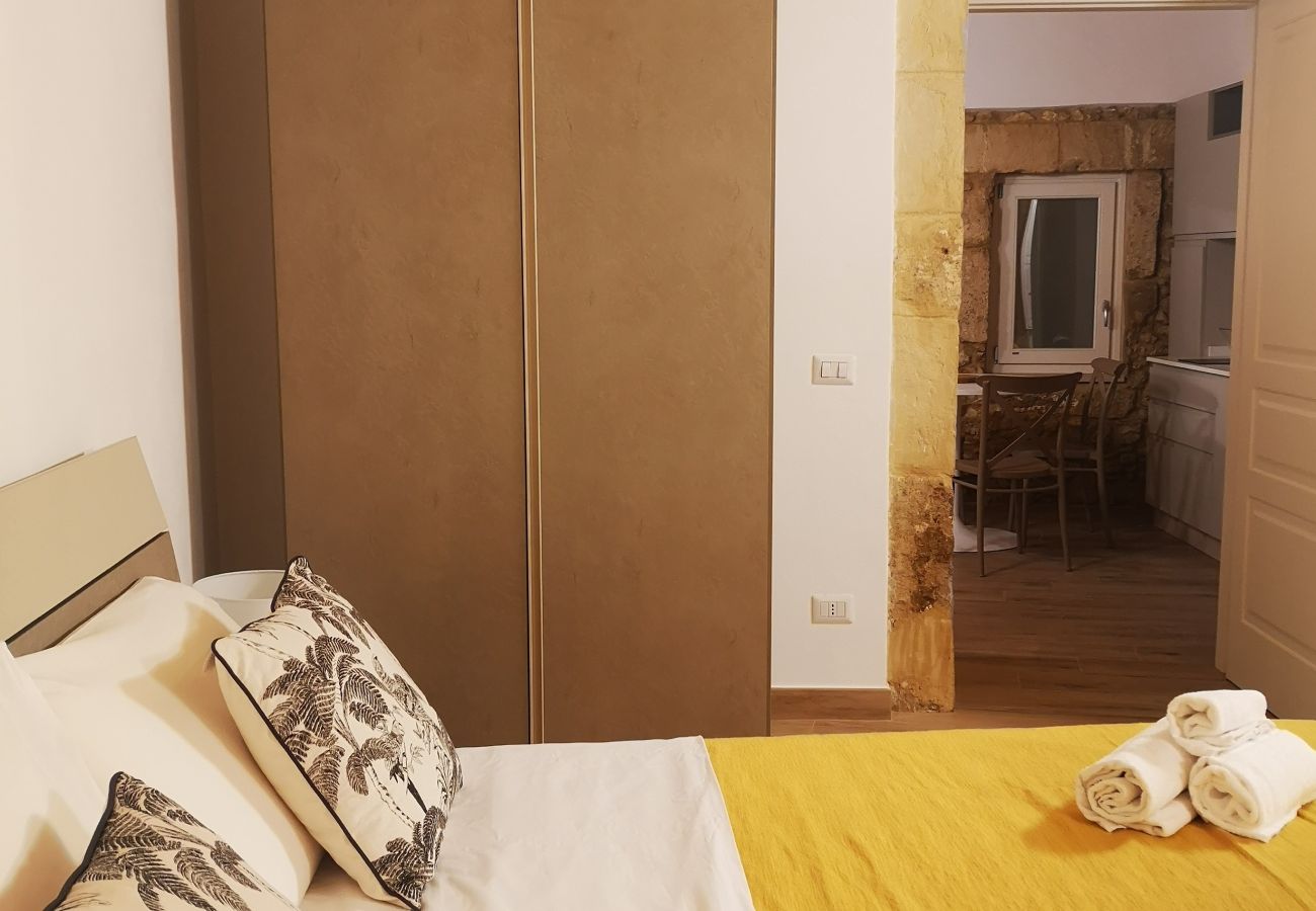 Apartment in Syracuse - Rua 39 boutique  apt  ground floor