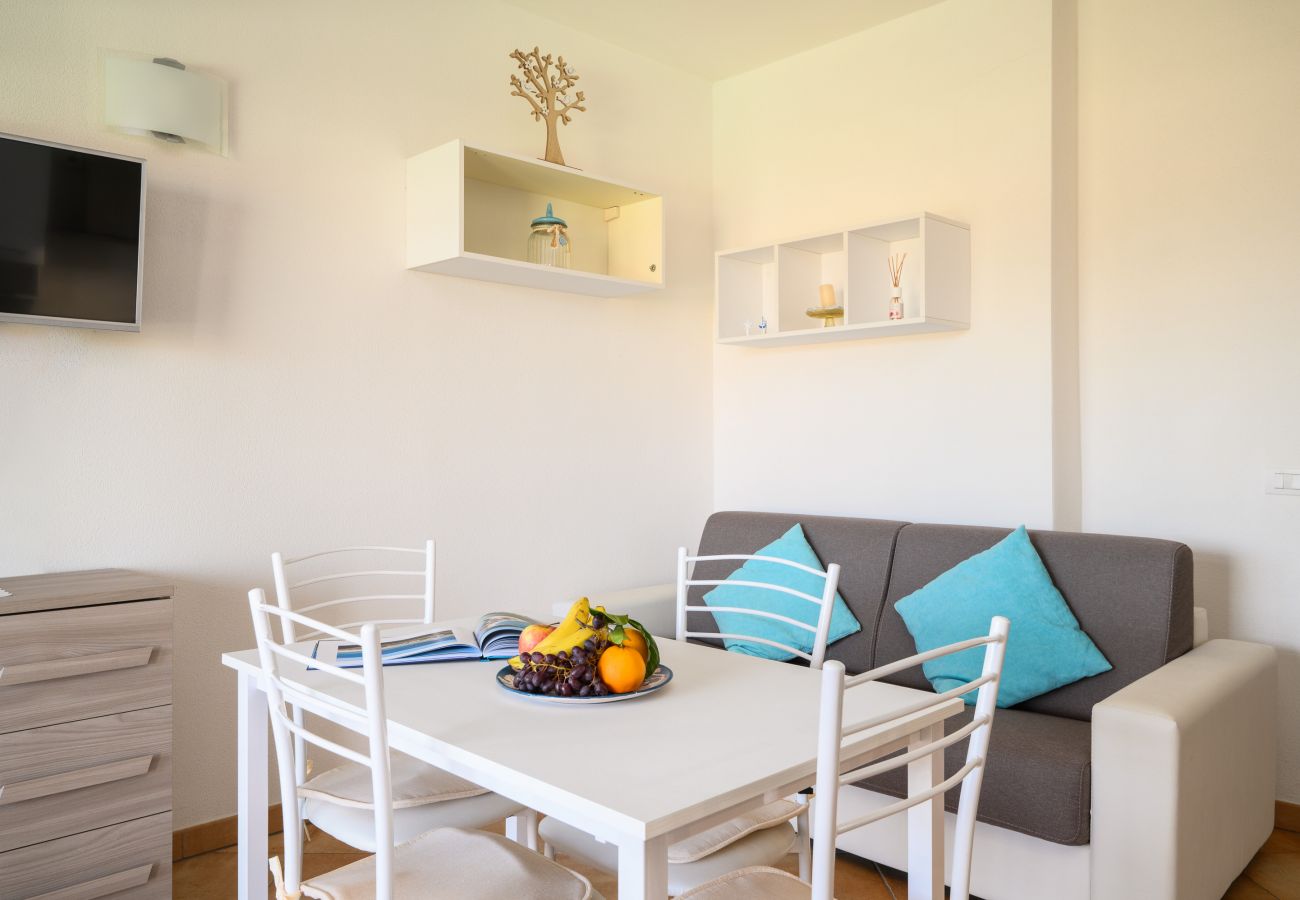 Myrsine 13/6 - Open space with equipped kitchenette, Klodge holiday home in Sardinia