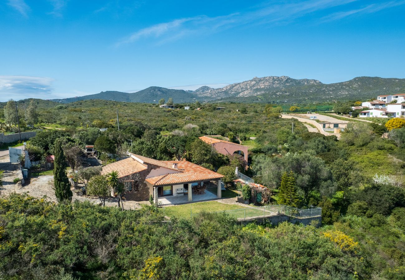 Villa Picker - rental villa in Sardinia with sea view, perfect for relaxing holidays