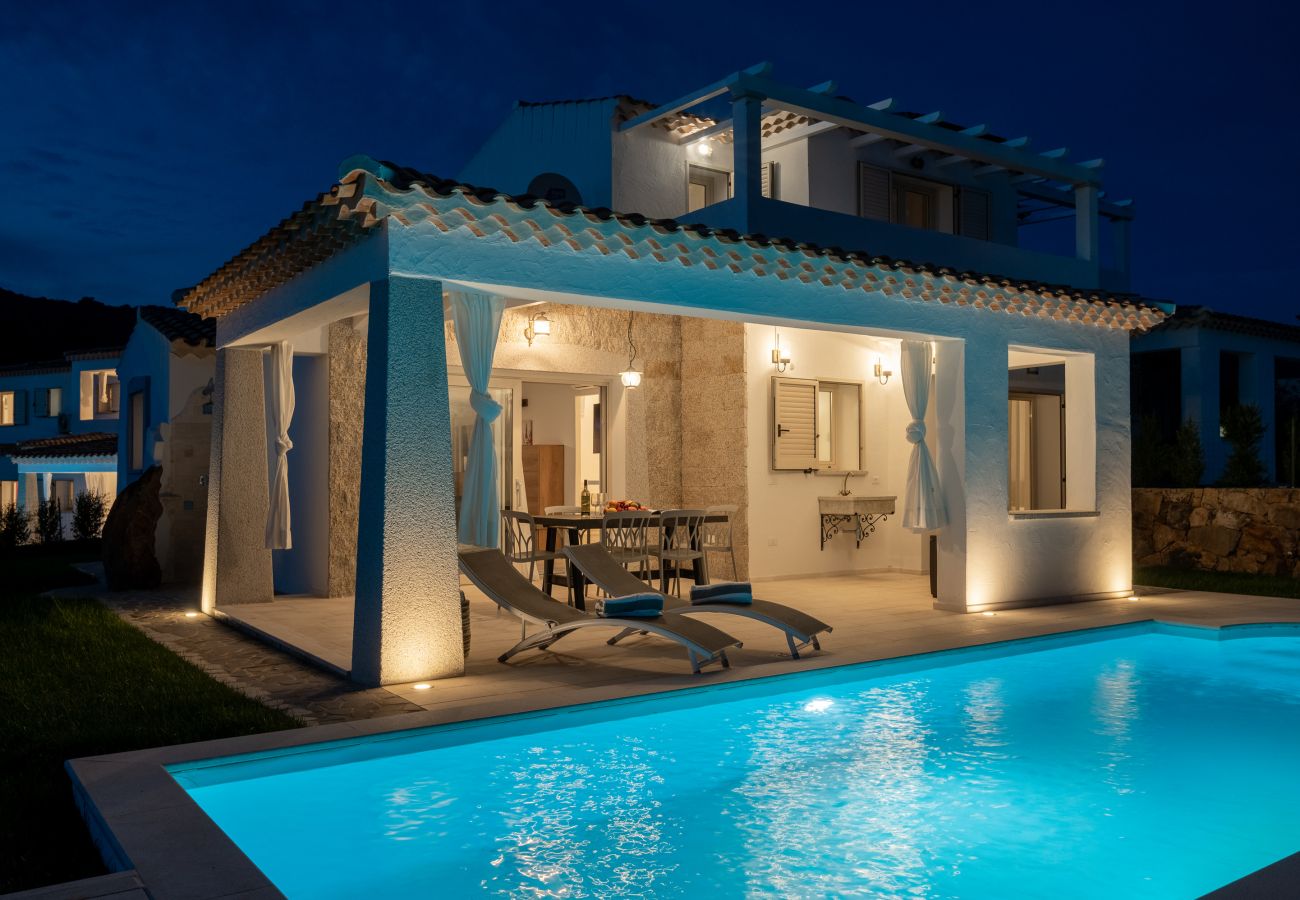 Bellevue 36E - holiday rental villa with private pool in Budoni