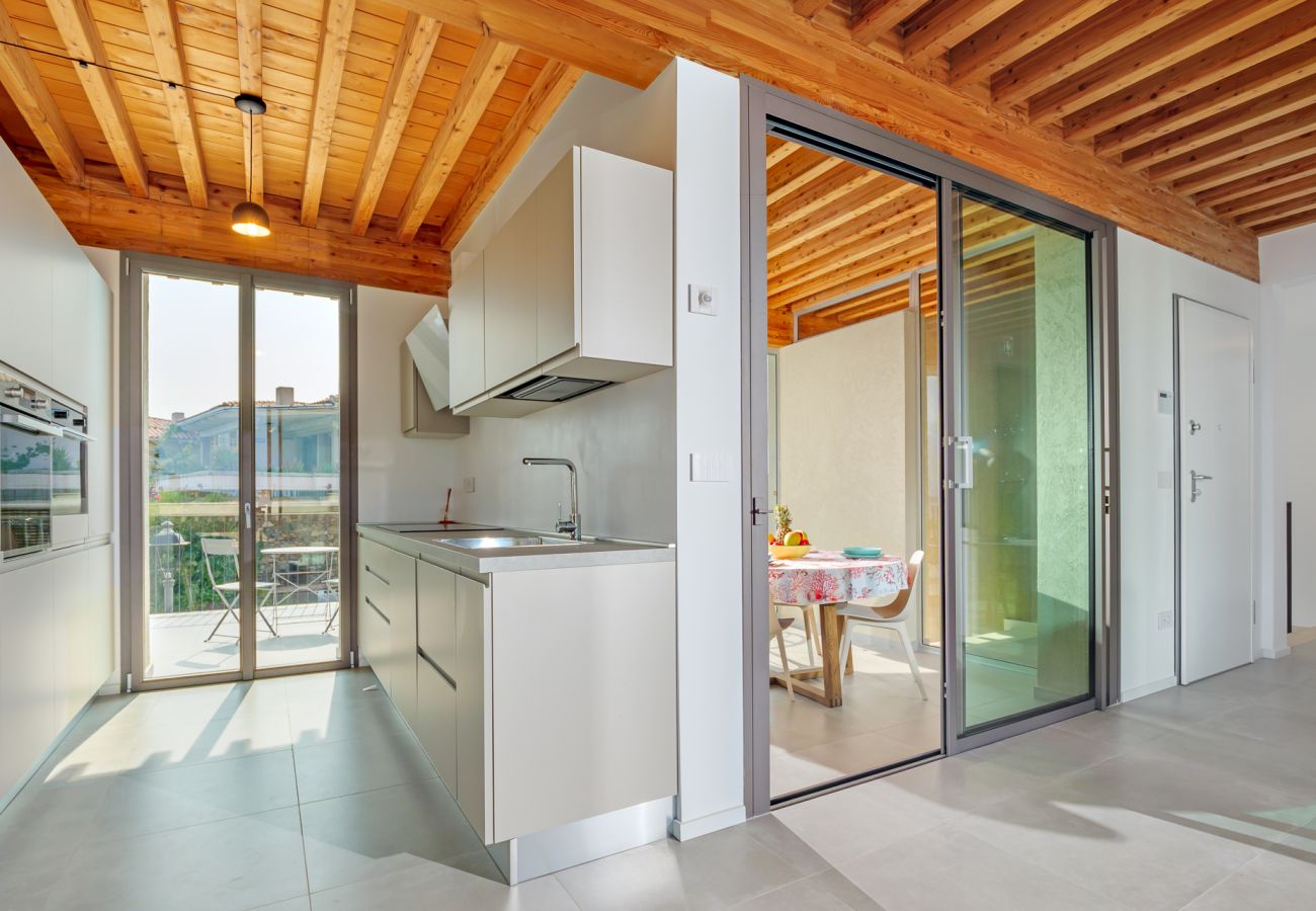 Villa Mathis - modern and fully equipped kitchen, perfect for stays in a luxury villa in Golfo Aranci