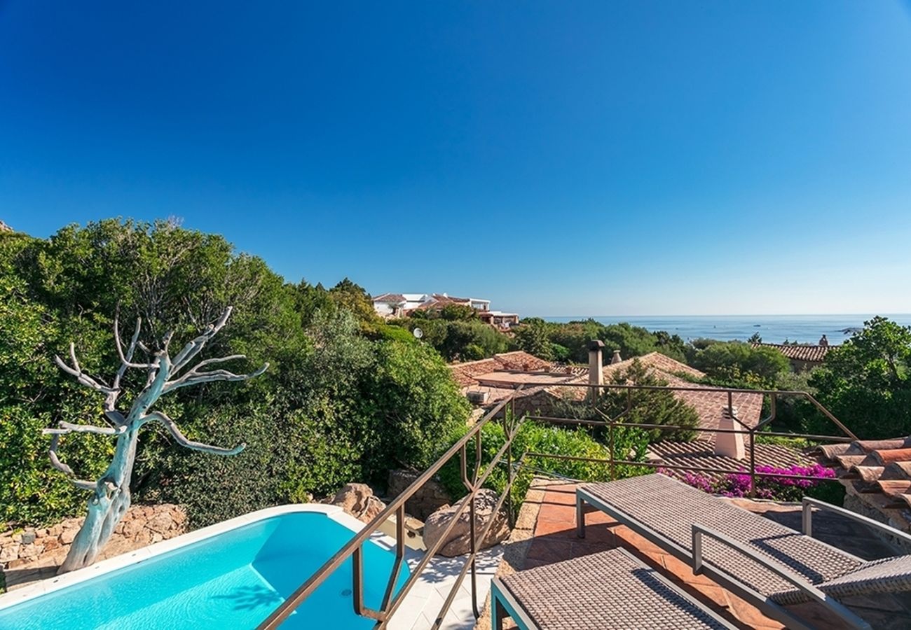 Villa Wave - Terrace ideal for relaxation, villa for rent in Costa Smeralda, Italy