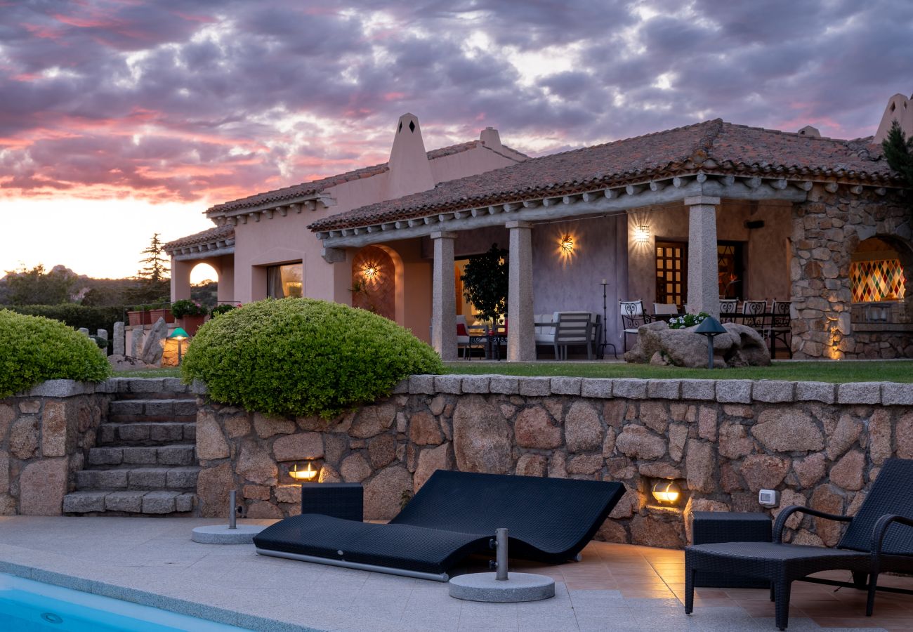 Villa Zenith - Luxury villa for rent with panoramic view and pool, relaxation in Costa Smeralda