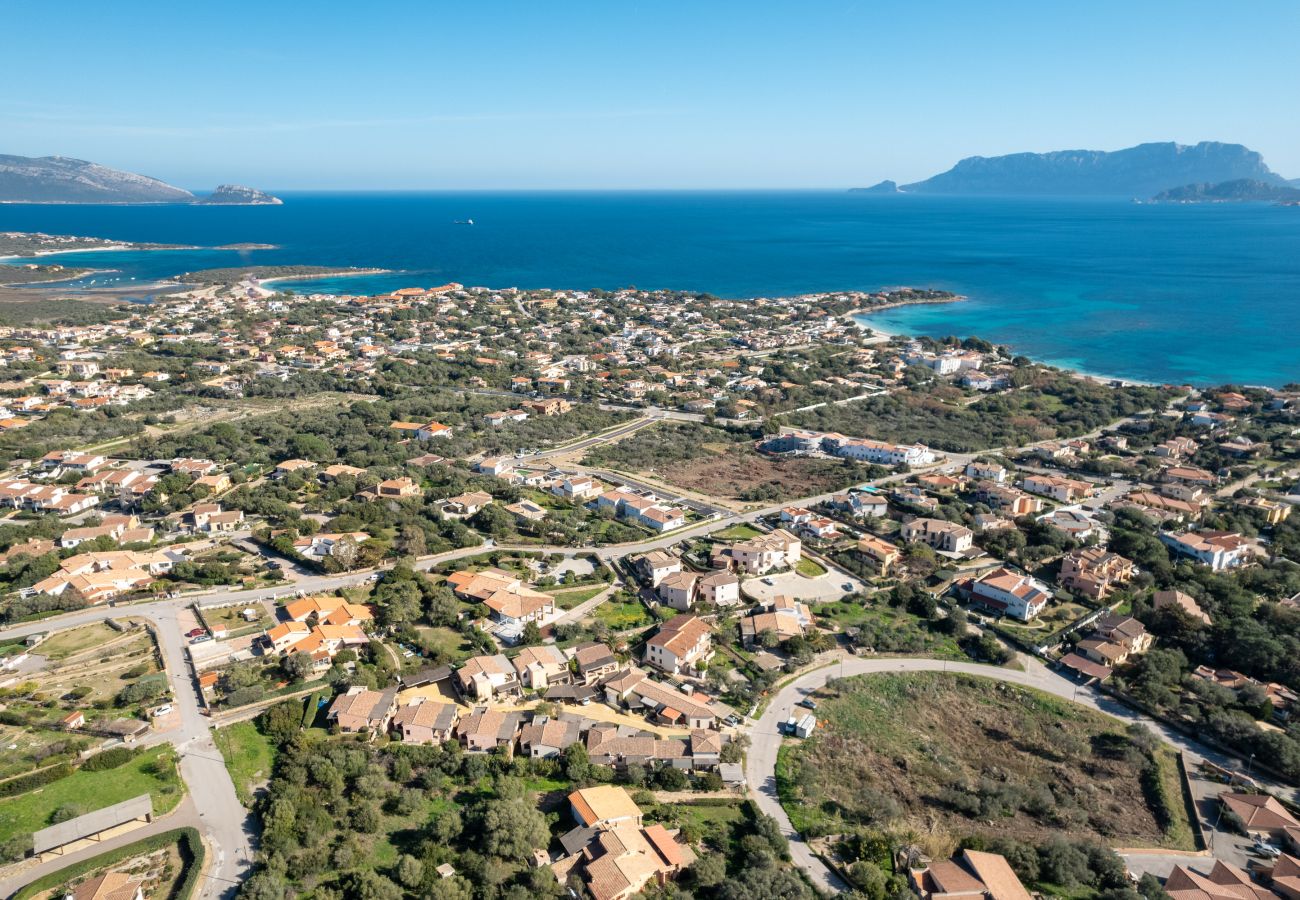 Apartment in Olbia - I Poggi 4 - charming seaview apartment in Pittulongu