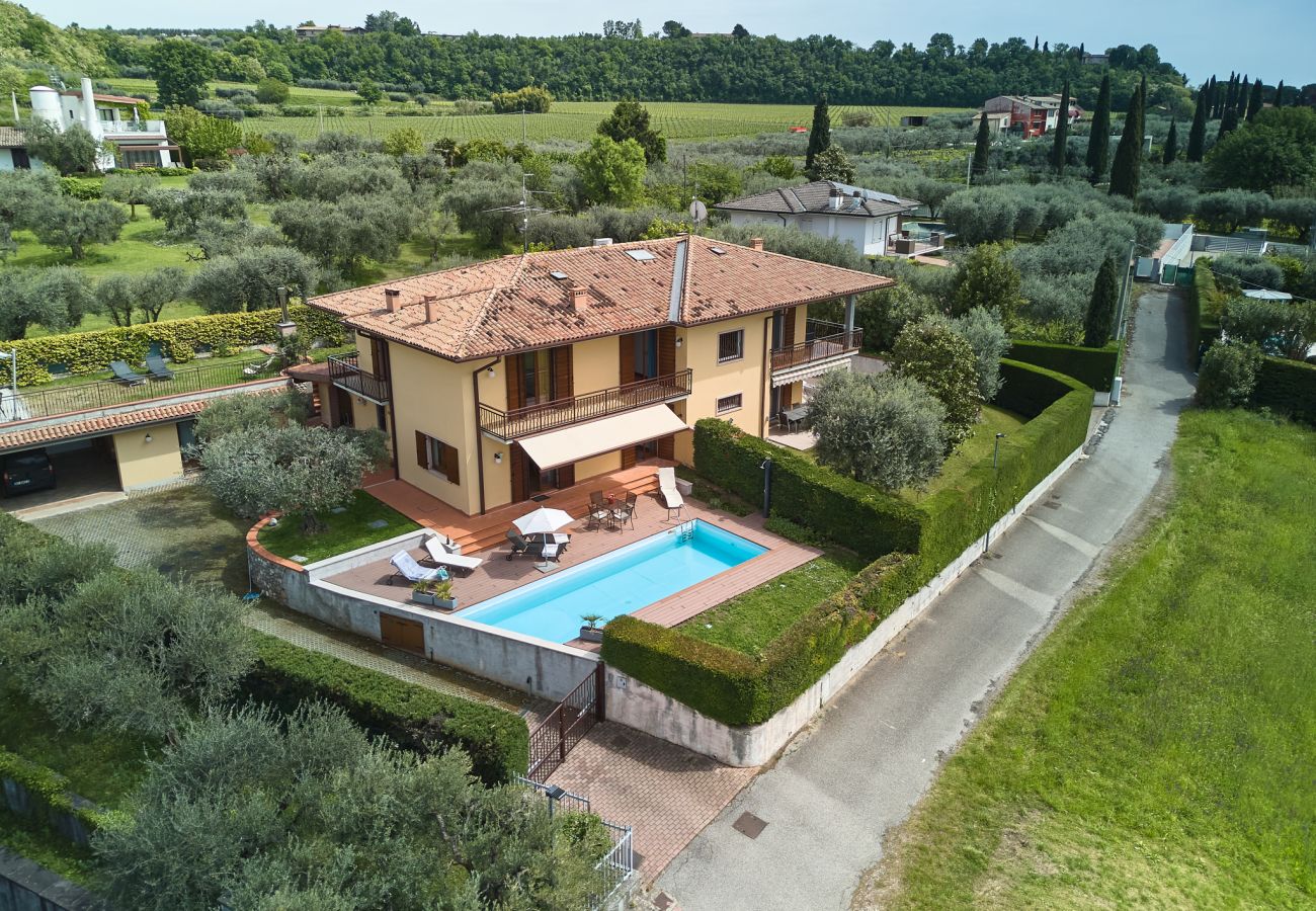 Villa in Lazise - Regarda - Villa Celebrity with pool and stunning lake view