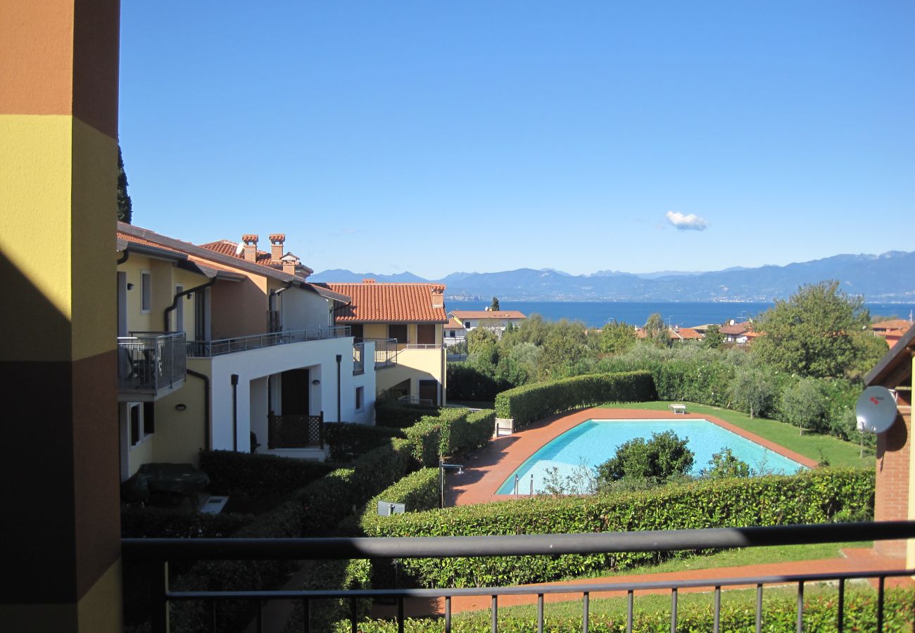 Apartment in Lazise - Regarda - apartment Miralago 2 with pool, lake view, pet friendly