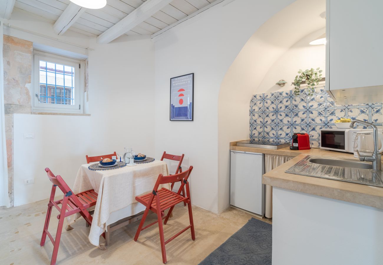 Apartment in Syracuse - Cortile Giudecca by Dimore in Sicily