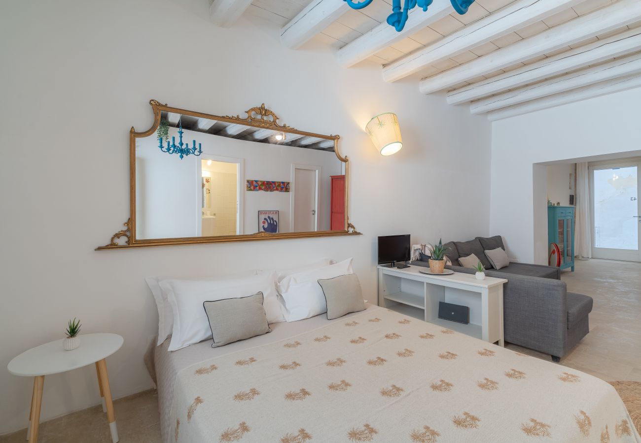 Apartment in Syracuse - Cortile Giudecca by Dimore in Sicily