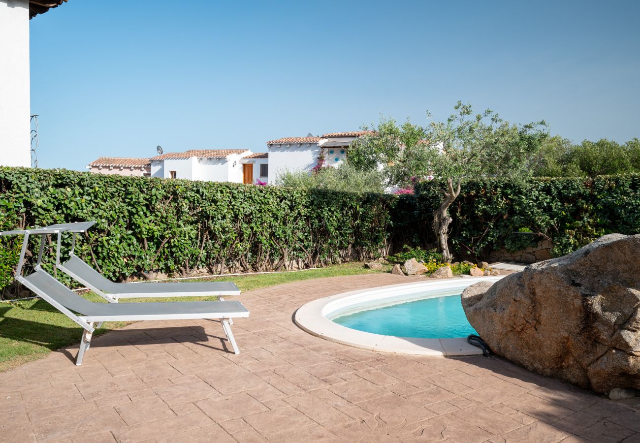 Villa Olive - Spacious and modern spaces for relaxing holidays, villa with pool in San Teodoro