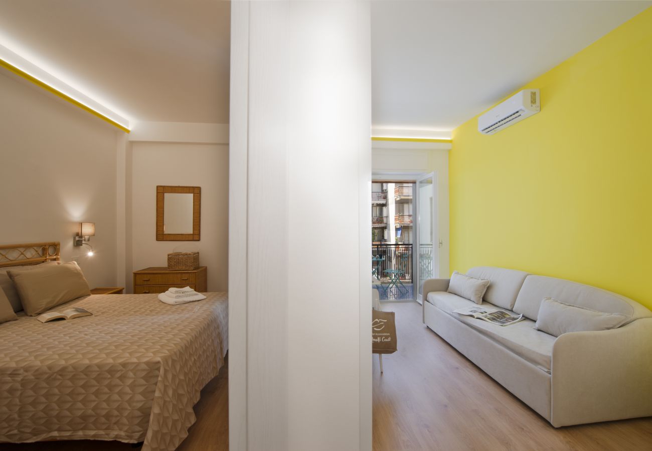 Apartment in Maiori - Suite Nerano - In the center of Maiori, a few steps from the sea